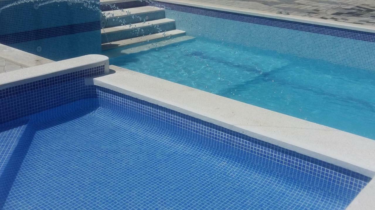 Отель Cool Breeze - Mamaia Nord Нэводари Экстерьер фото