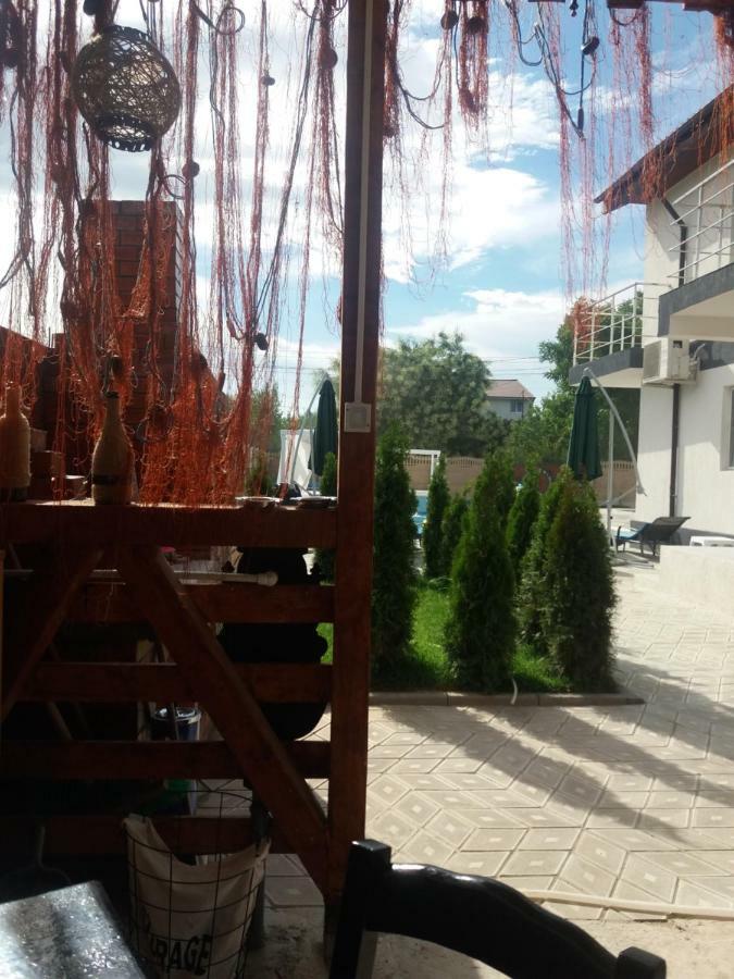 Отель Cool Breeze - Mamaia Nord Нэводари Экстерьер фото
