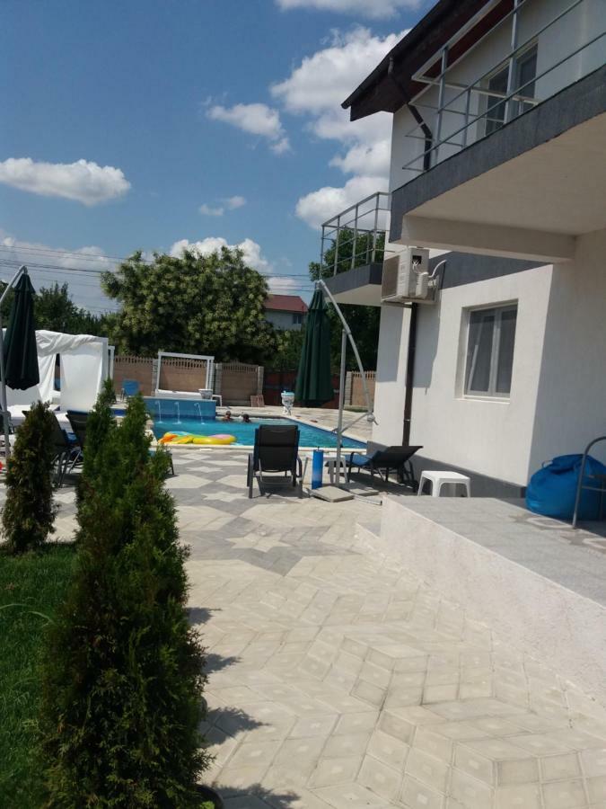 Отель Cool Breeze - Mamaia Nord Нэводари Экстерьер фото