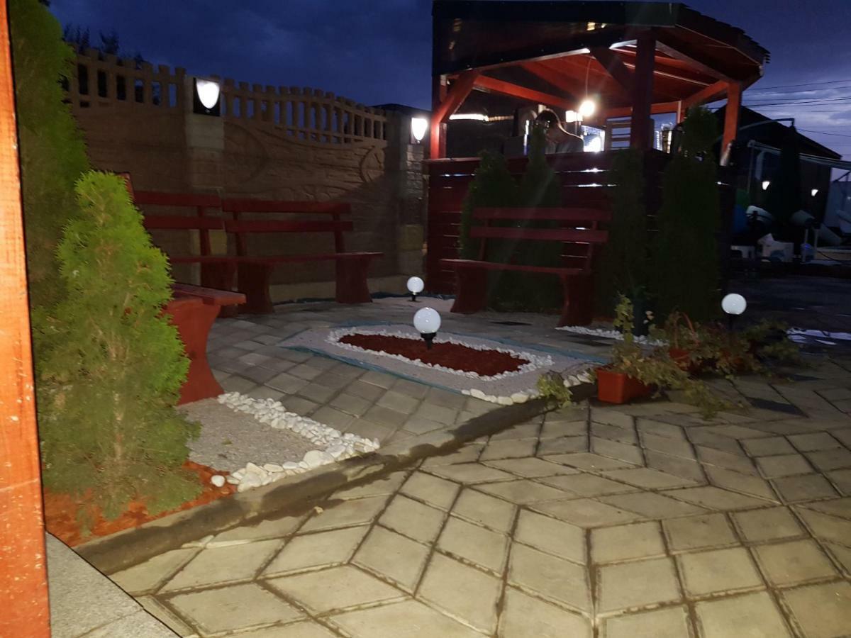 Отель Cool Breeze - Mamaia Nord Нэводари Экстерьер фото